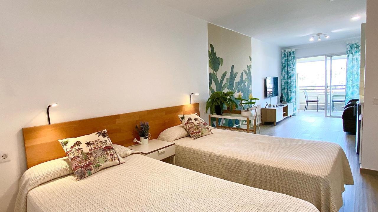 Enjoy A Sunny Apartment With Pool Next To The Sea Costa Adeje  Bagian luar foto