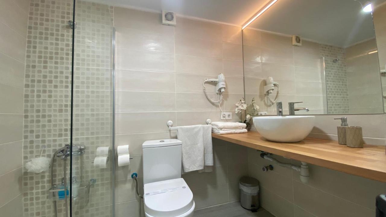 Enjoy A Sunny Apartment With Pool Next To The Sea Costa Adeje  Bagian luar foto