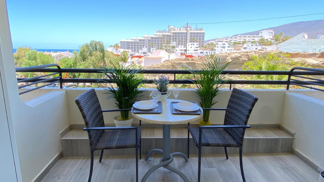 Enjoy A Sunny Apartment With Pool Next To The Sea Costa Adeje  Bagian luar foto