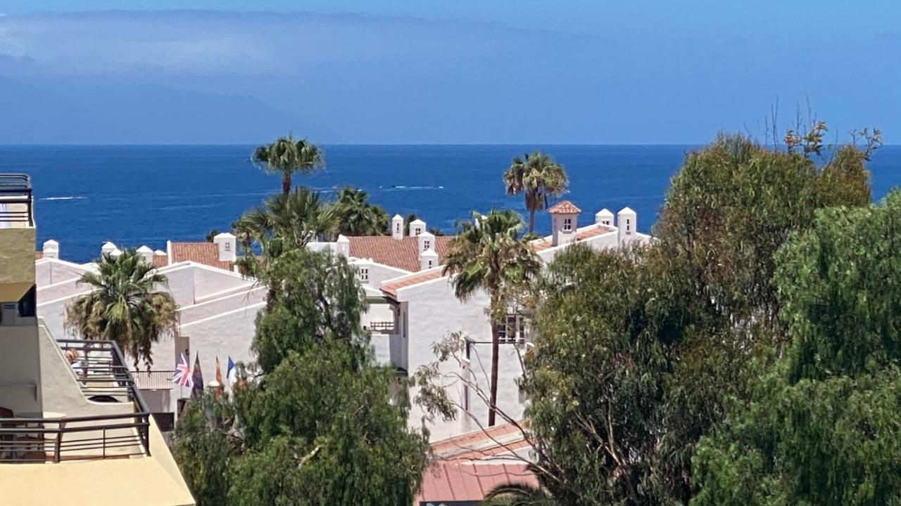 Enjoy A Sunny Apartment With Pool Next To The Sea Costa Adeje  Bagian luar foto