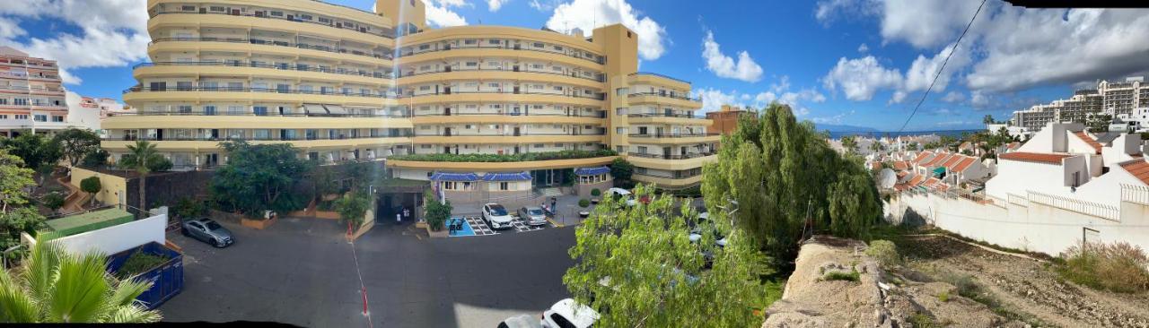Enjoy A Sunny Apartment With Pool Next To The Sea Costa Adeje  Bagian luar foto